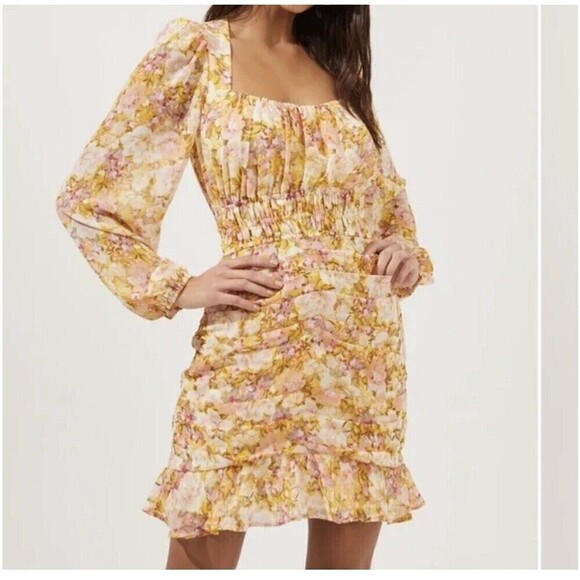 Astr The Label Dress Smocked Chiffon Women Size XL Floral Balloon Sleeve - Picture 1 of 11
